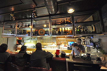 Harbor Lights bar