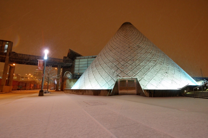 museum of glass, snow, 1/11/11, tacoma